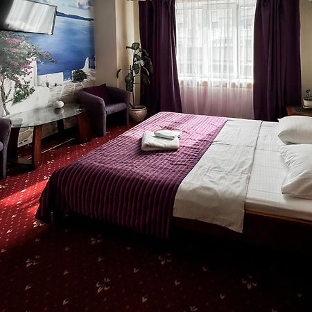 Apartments Deluxe Ivano-Frankivsk Ngoại thất bức ảnh