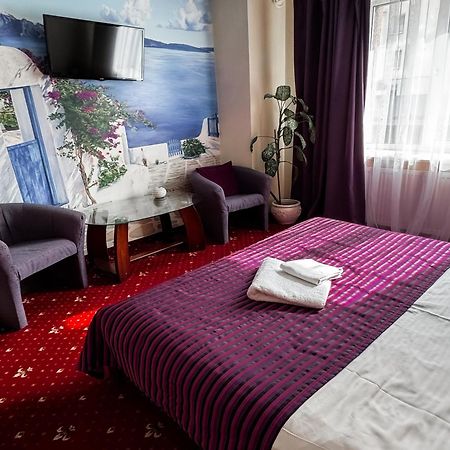 Apartments Deluxe Ivano-Frankivsk Ngoại thất bức ảnh
