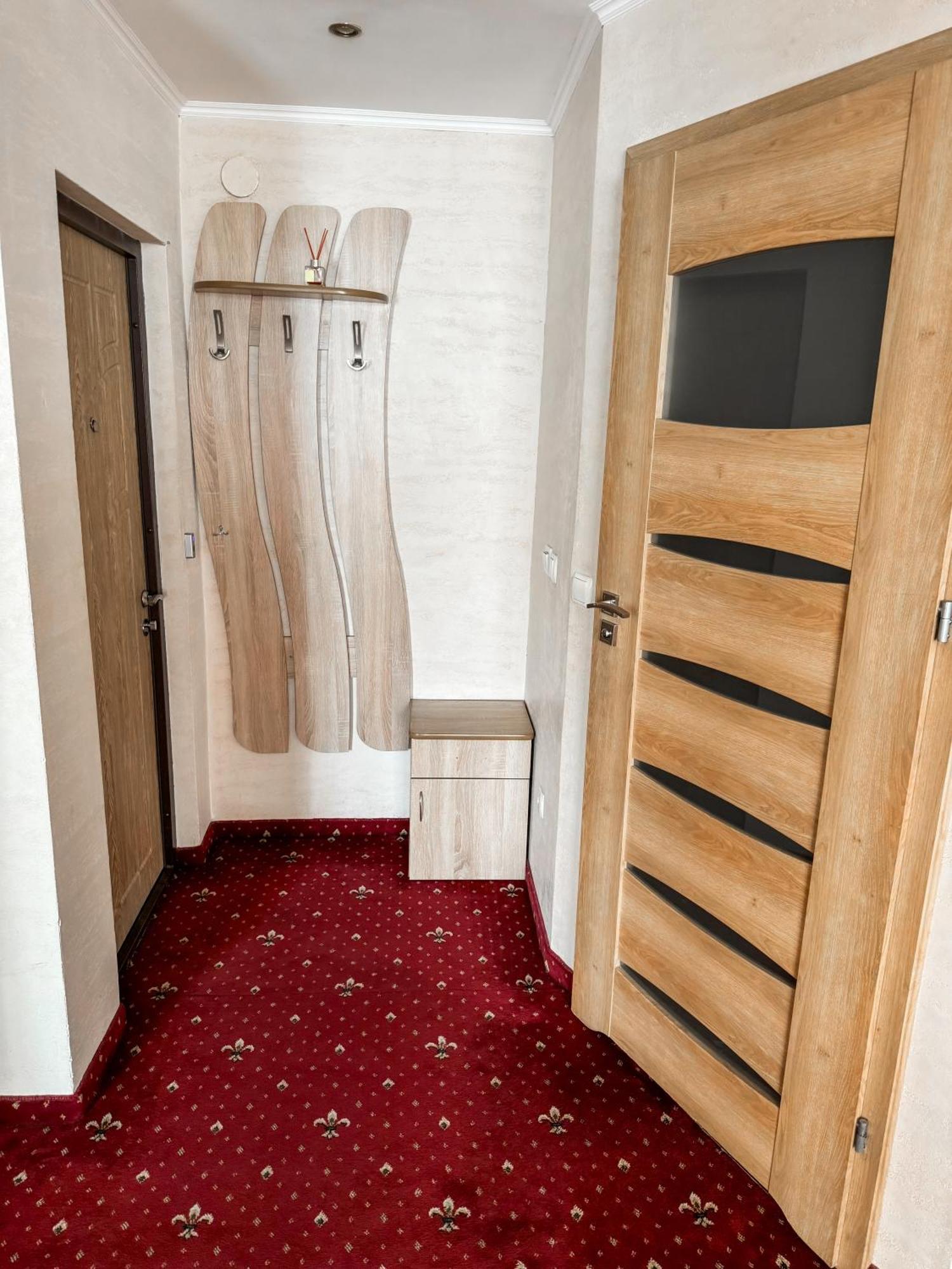 Apartments Deluxe Ivano-Frankivsk Ngoại thất bức ảnh