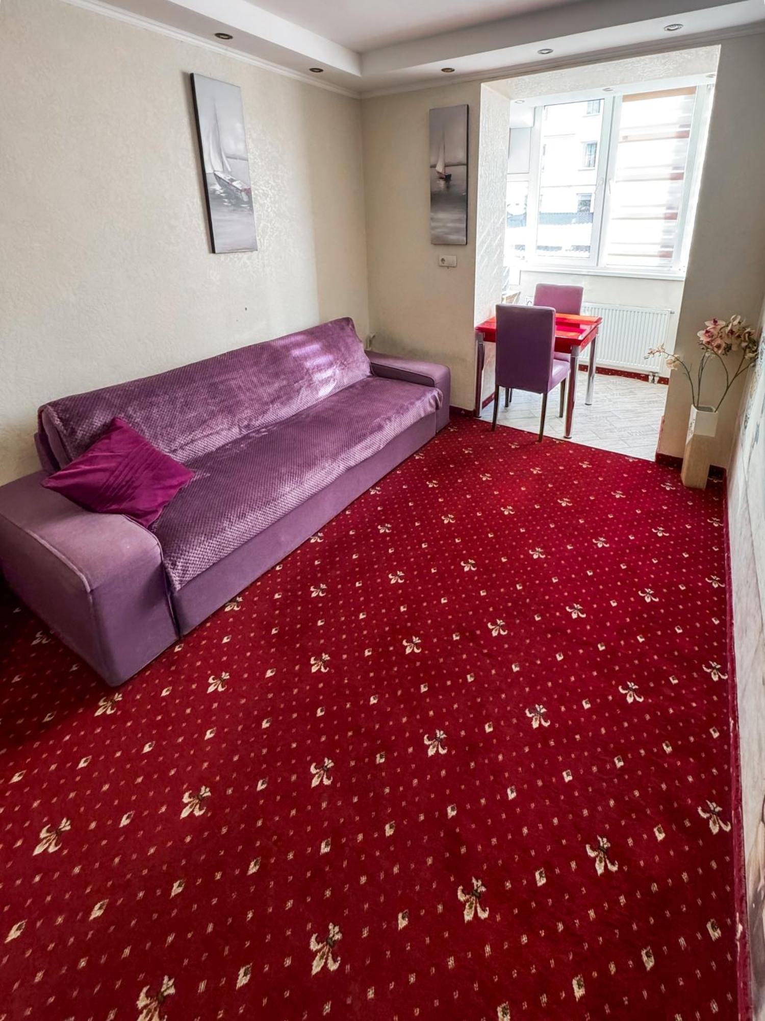 Apartments Deluxe Ivano-Frankivsk Ngoại thất bức ảnh