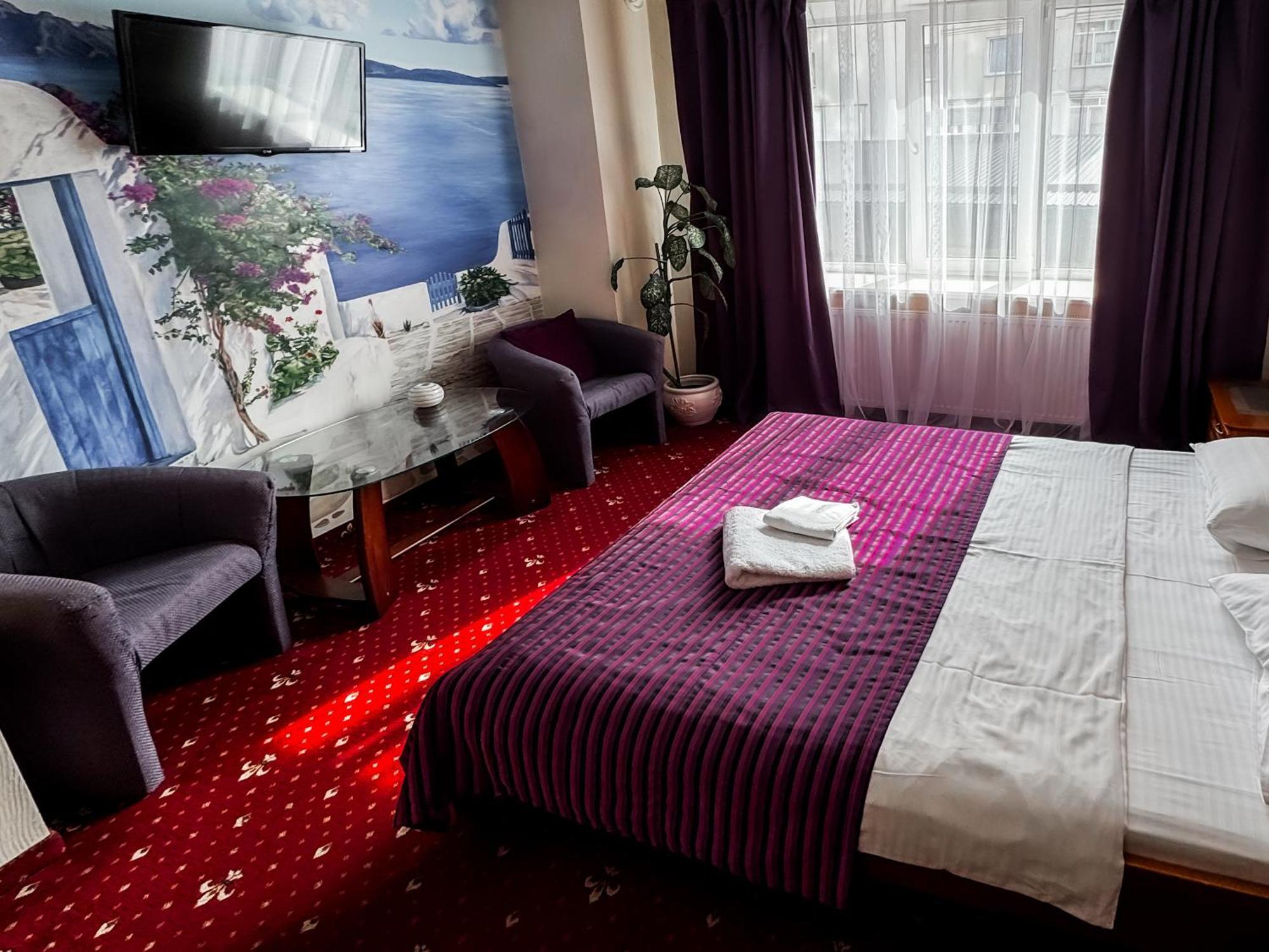 Apartments Deluxe Ivano-Frankivsk Ngoại thất bức ảnh